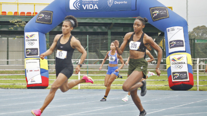 Matha-Valeria-Araujo-Paola-Loboa-200metros-Interclubes